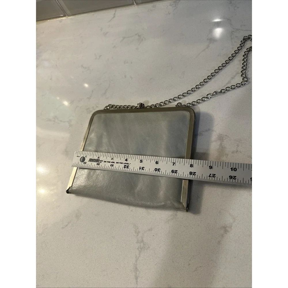 HOBO INTERNATIONAL Vintage Kiss-Lock Frame Clutch Bag Light Green Leather Chain